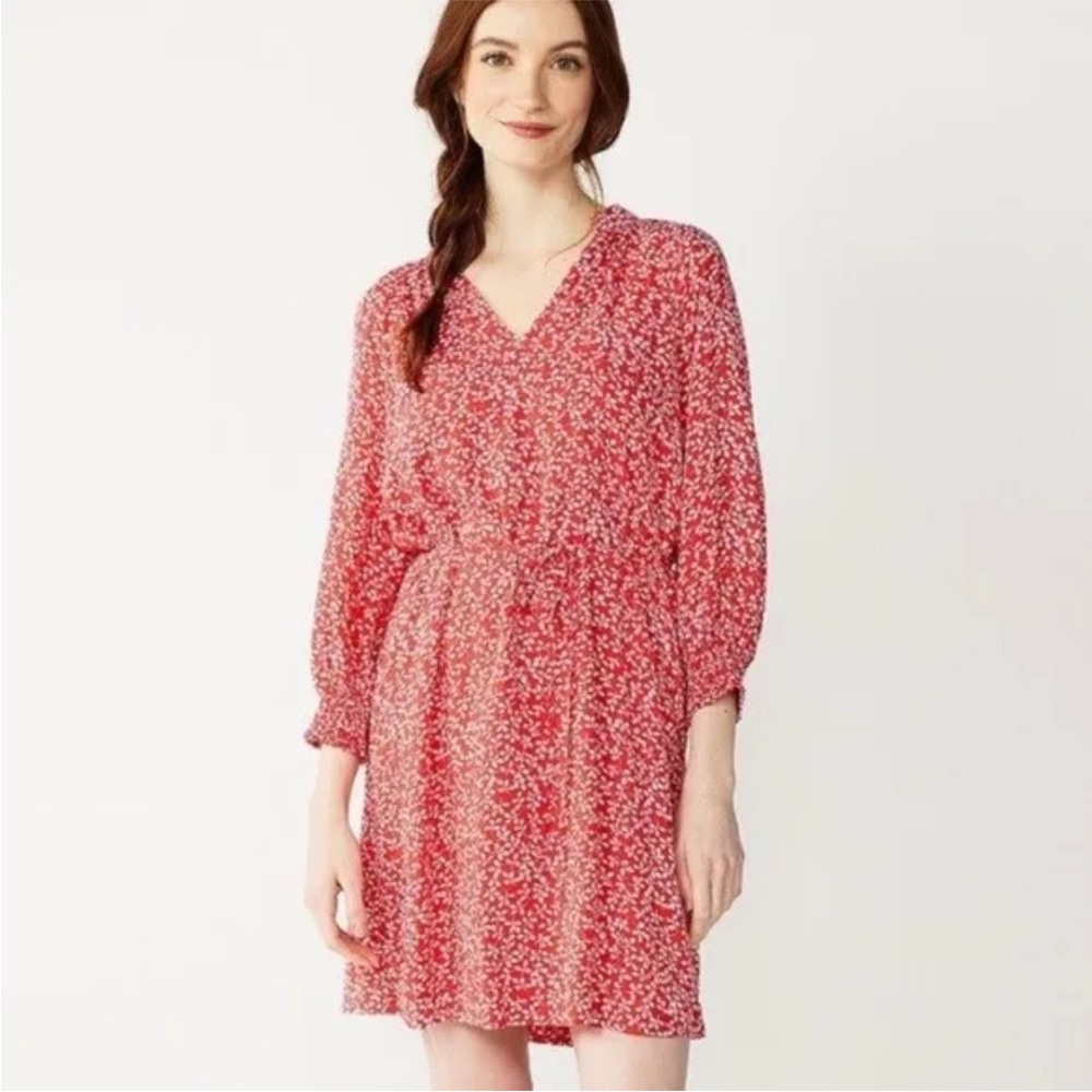 Draper James V-neck Smocked Sleeve Dress  Red and White Leaf Pattern Size L NWT